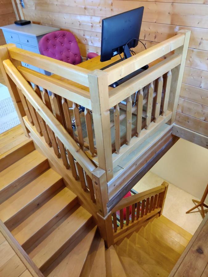 Spacious Ski Chalet In Traditional French Village, Sleeps 8, Four Star With Fibre Broadband Abondance Exteriér fotografie